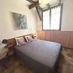 La Bergerie De Lesbordes בית נופש *