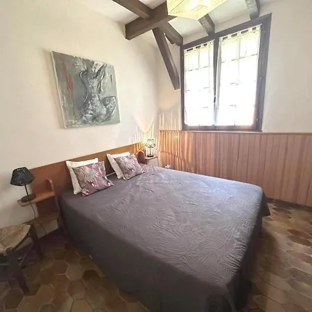 La Bergerie De Lesbordes Casa de Férias *